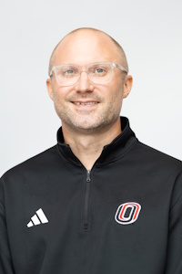 Head Coach Cliff Cisar